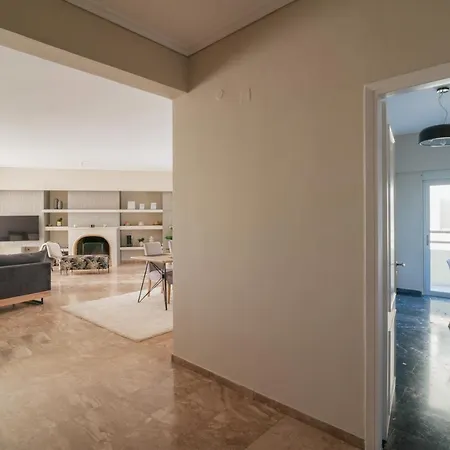 Sea Front Luxury Apartment Patras Buitenkant foto