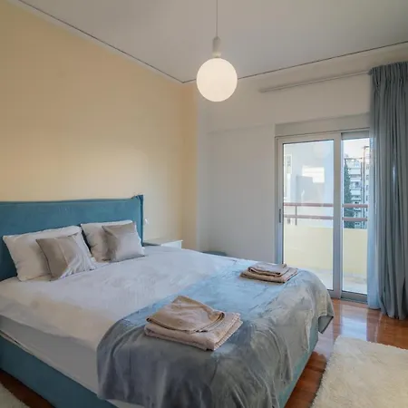 Sea Front Luxury Apartment Patras Buitenkant foto
